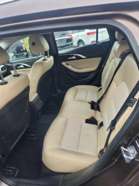 2019 INFINITI QX30 LUXE