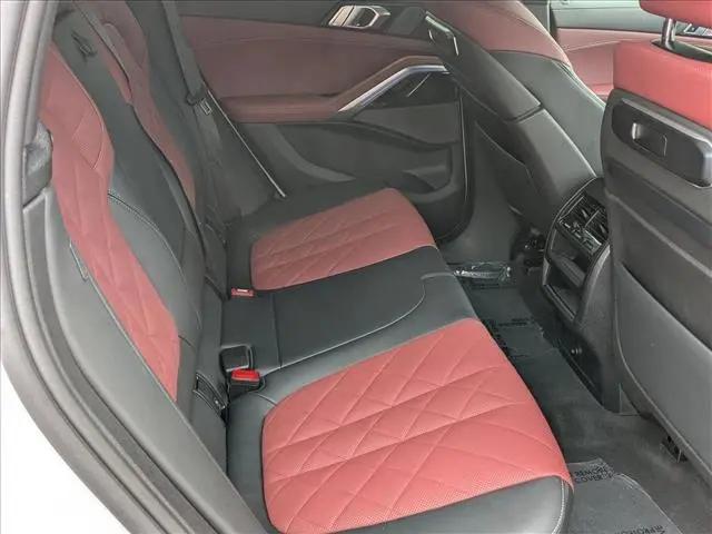 2024 BMW X6 xDrive40i