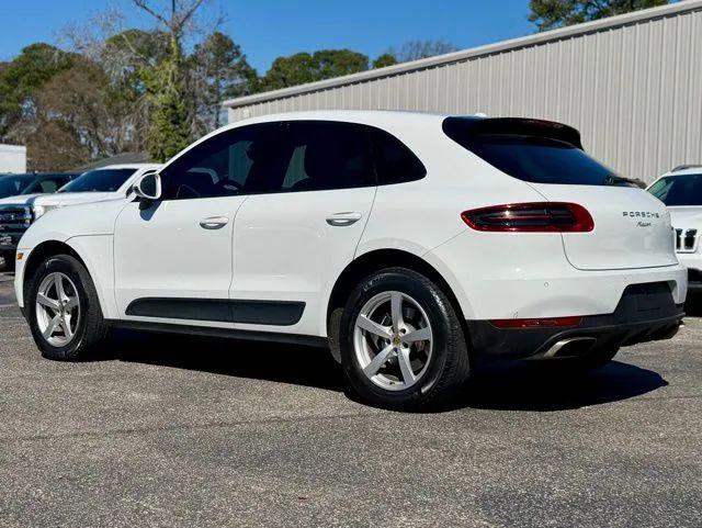 2018 Porsche Macan Base
