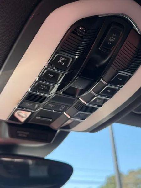 2018 Porsche Macan Base