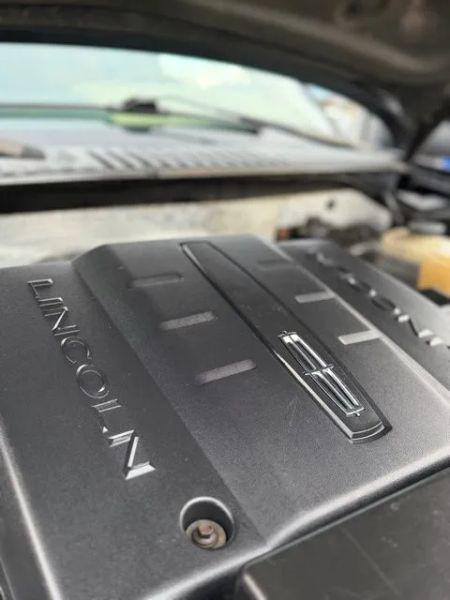 2008 Lincoln Navigator Base