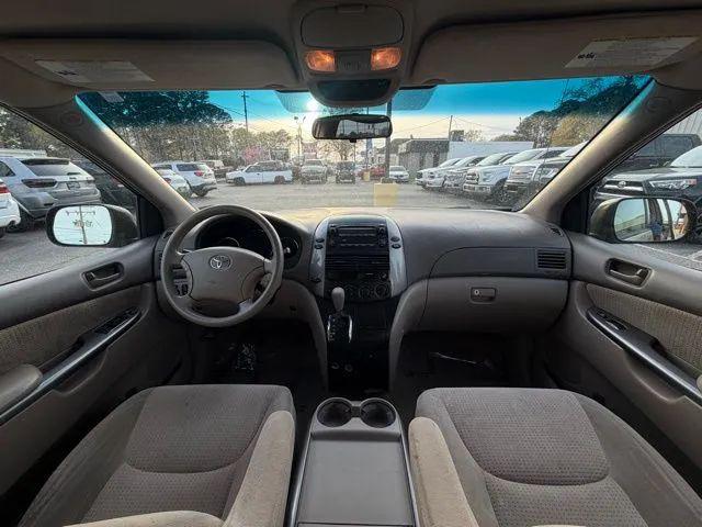 2008 Toyota Sienna CE