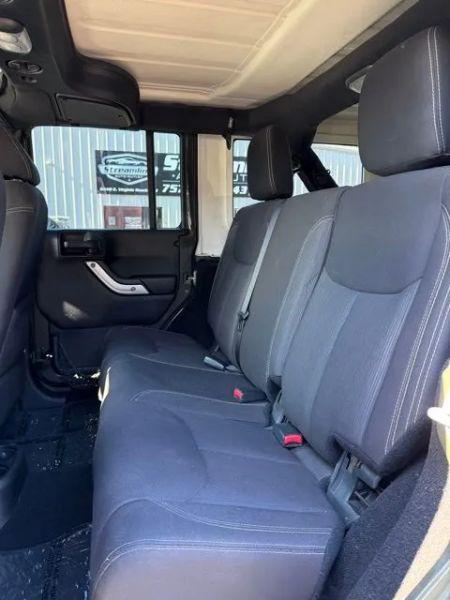 2015 Jeep Wrangler Unlimited Sahara