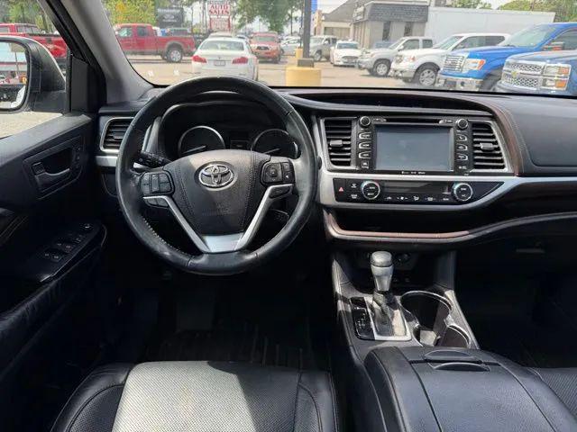 2016 Toyota Highlander Limited Platinum V6