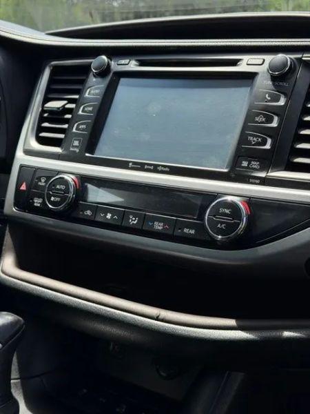 2016 Toyota Highlander Limited Platinum V6