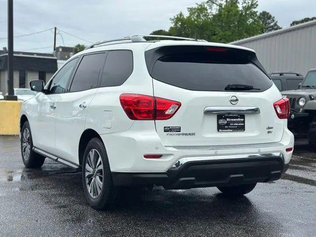 2017 Nissan Pathfinder SV
