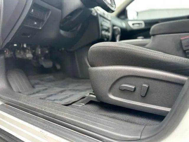 2017 Nissan Pathfinder SV