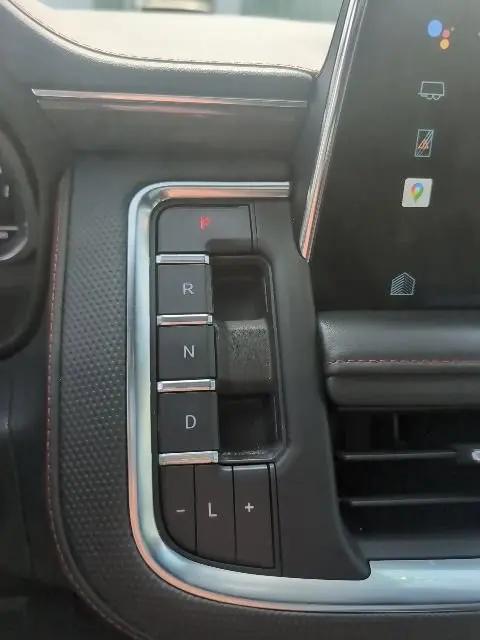2022 Chevrolet Tahoe 4WD RST