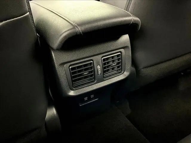 2022 Toyota Venza LE