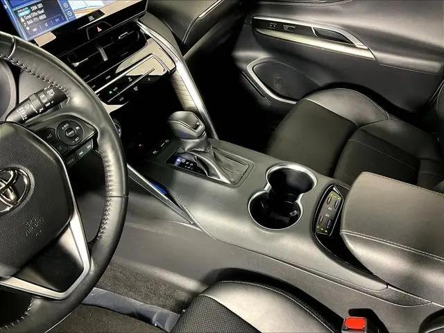 2022 Toyota Venza LE