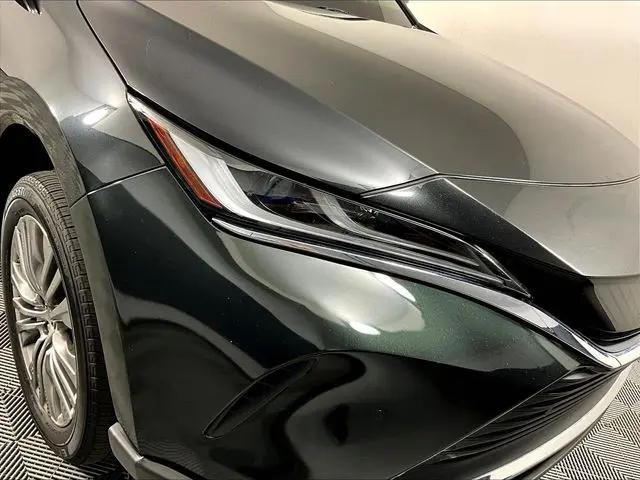 2022 Toyota Venza LE