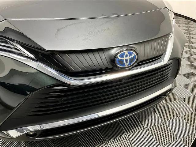 2022 Toyota Venza LE