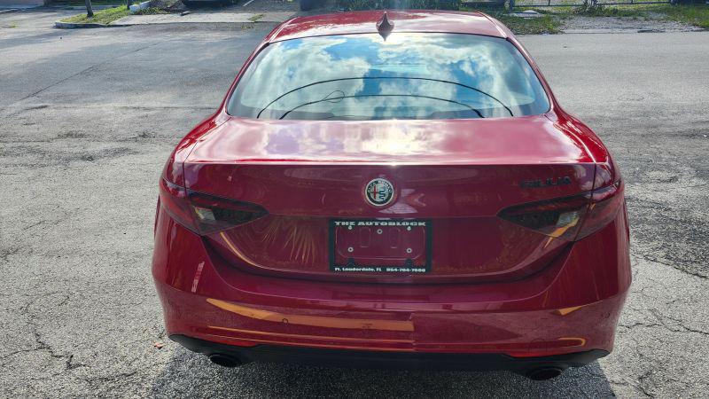 2019 Alfa Romeo Giulia RWD