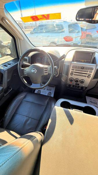 2005 Nissan Titan LE