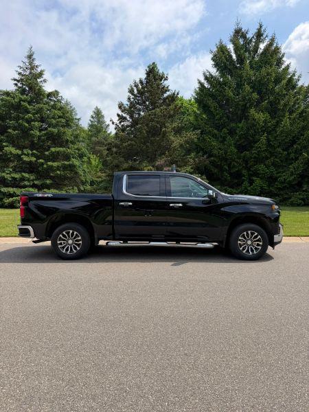 2020 Chevrolet Silverado 1500 4WD Crew Cab Short Bed LTZ
