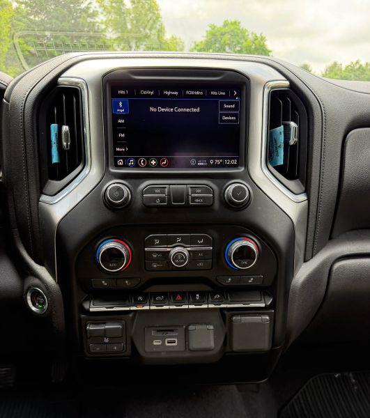 2020 Chevrolet Silverado 1500 4WD Crew Cab Short Bed LTZ
