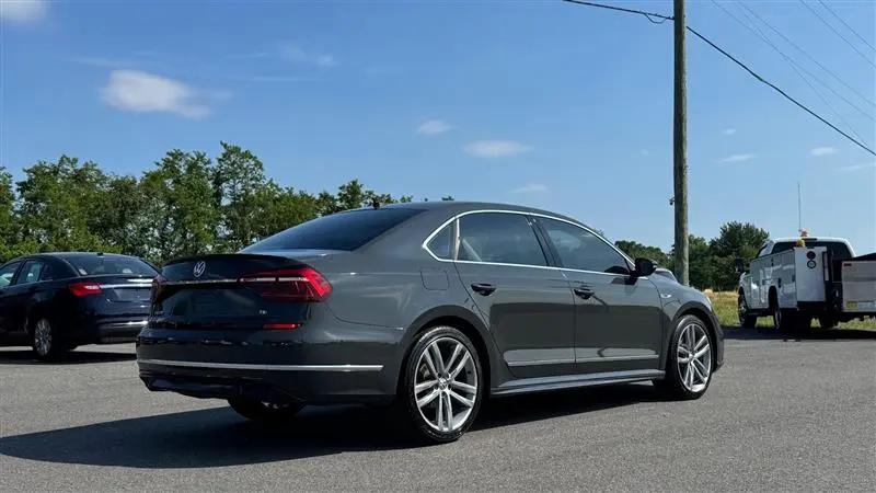 2017 Volkswagen Passat 1.8T R-Line