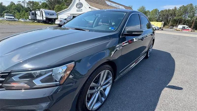 2017 Volkswagen Passat 1.8T R-Line