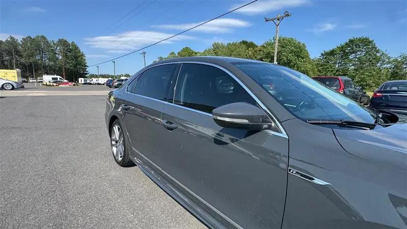 2017 Volkswagen Passat 1.8T R-Line