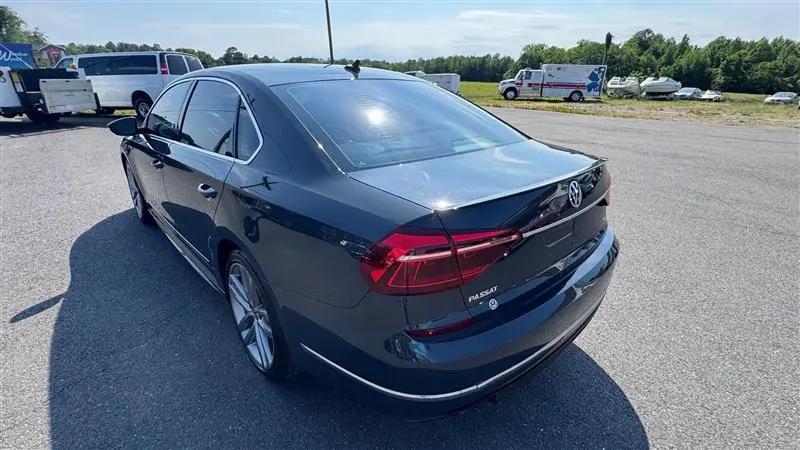 2017 Volkswagen Passat 1.8T R-Line