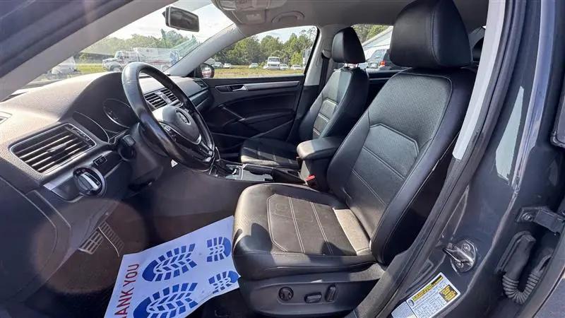 2017 Volkswagen Passat 1.8T R-Line