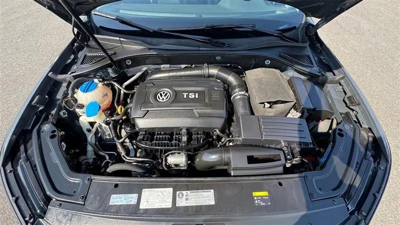 2017 Volkswagen Passat 1.8T R-Line