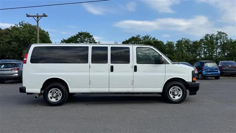 2017 Chevrolet Express LS