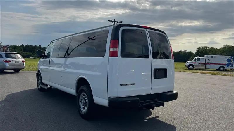 2017 Chevrolet Express LS