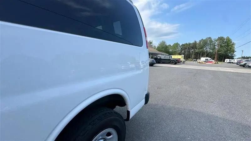 2017 Chevrolet Express LS