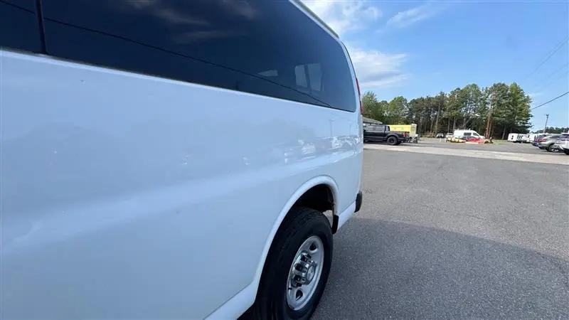 2017 Chevrolet Express LS