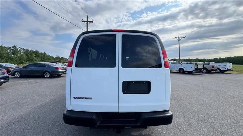 2017 Chevrolet Express LS