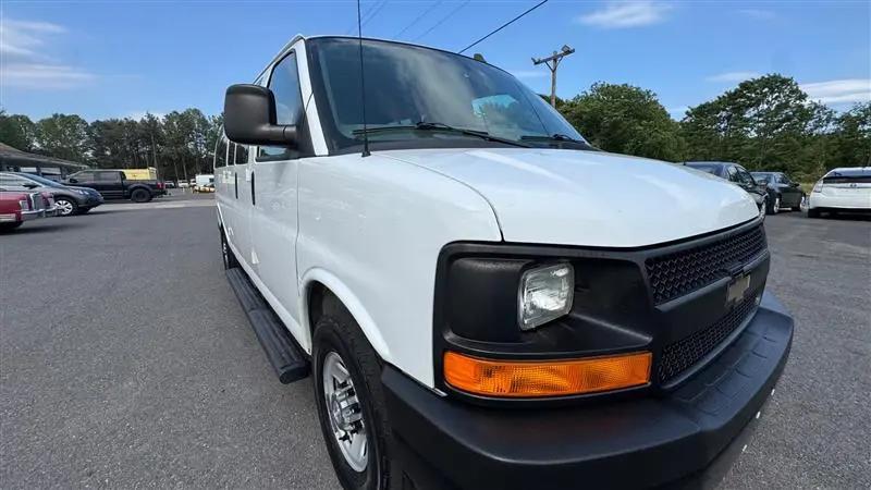 2017 Chevrolet Express LS