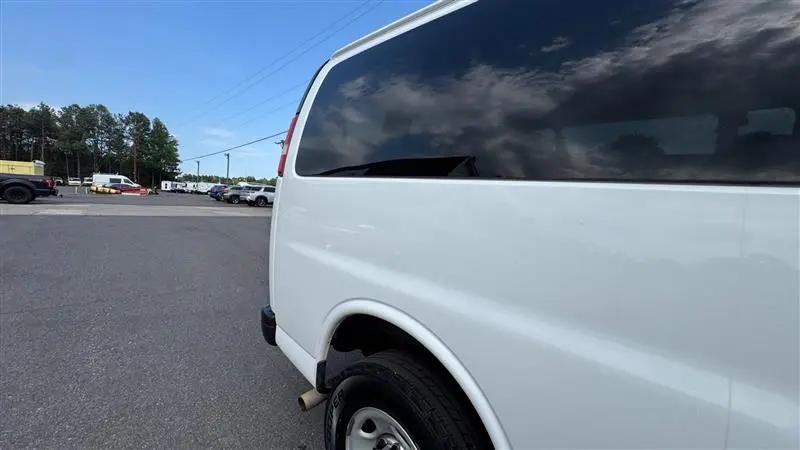 2017 Chevrolet Express LS