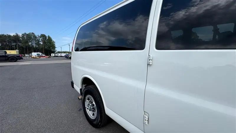 2017 Chevrolet Express LS