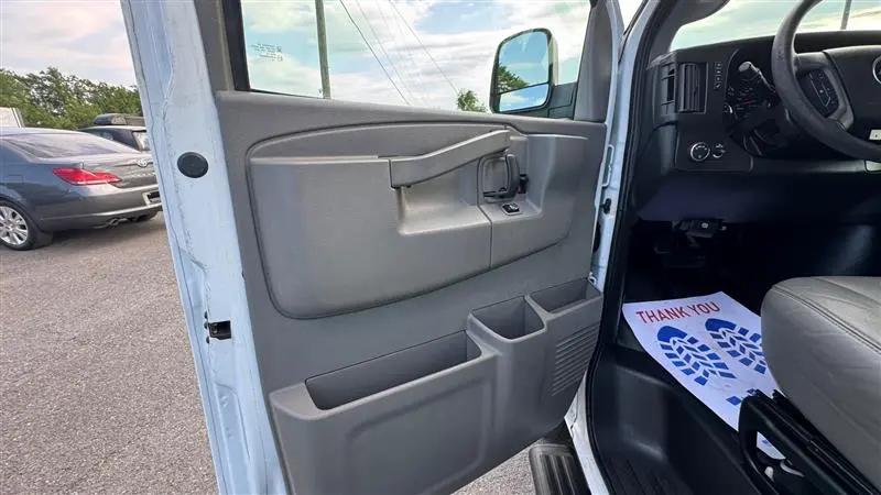 2017 Chevrolet Express LS