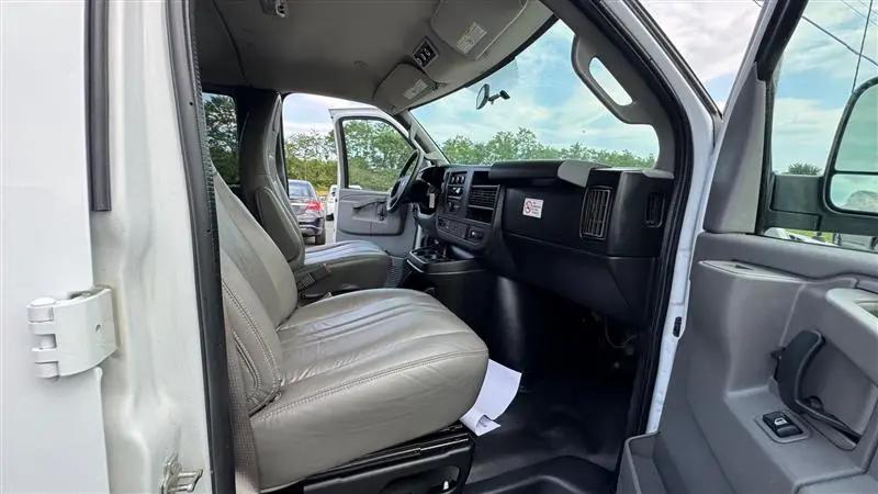 2017 Chevrolet Express LS
