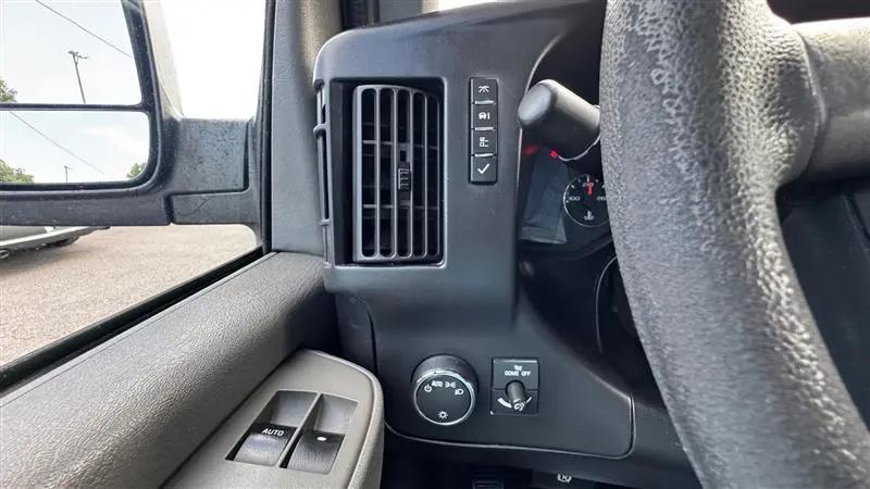 2017 Chevrolet Express LS