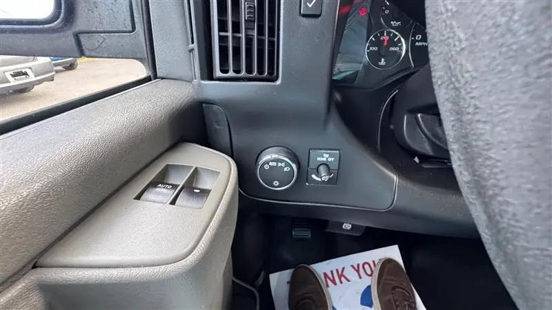 2017 Chevrolet Express LS