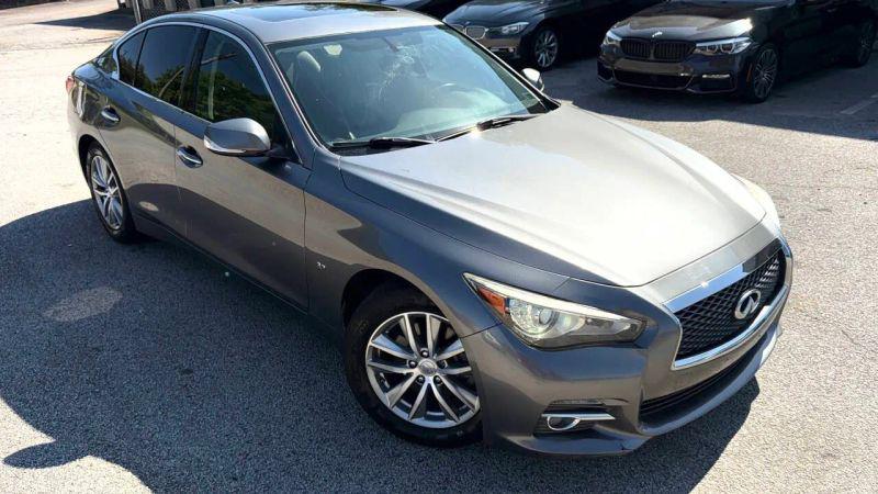 2015 INFINITI Q50 Premium