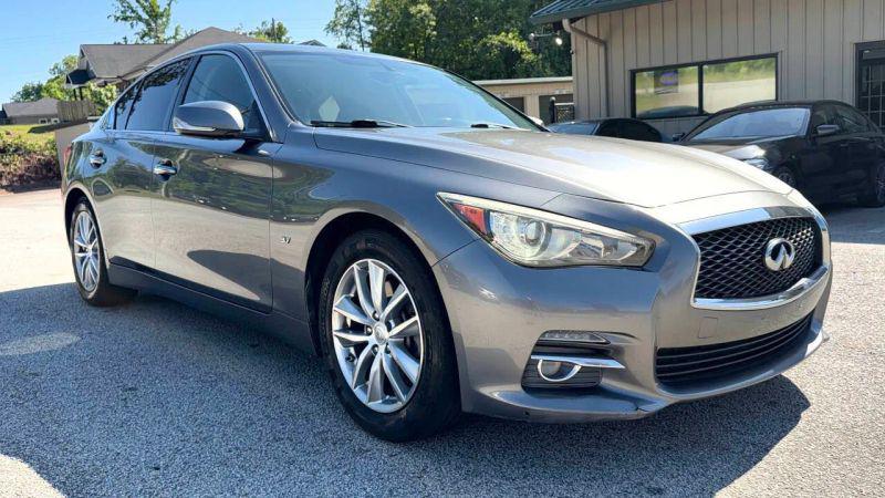 2015 INFINITI Q50 Premium