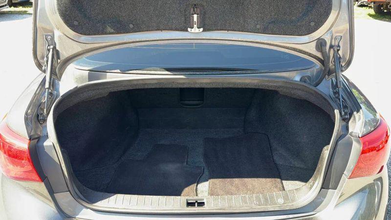 2015 INFINITI Q50 Premium