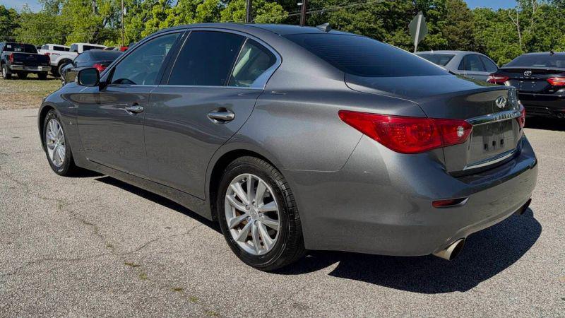 2015 INFINITI Q50 Premium