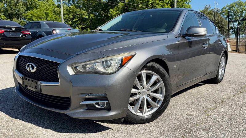 2015 INFINITI Q50 Premium