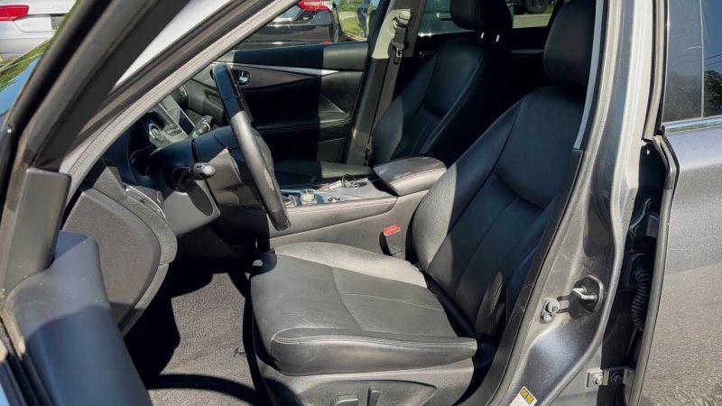 2015 INFINITI Q50 Premium