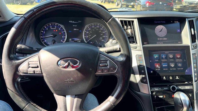 2015 INFINITI Q50 Premium