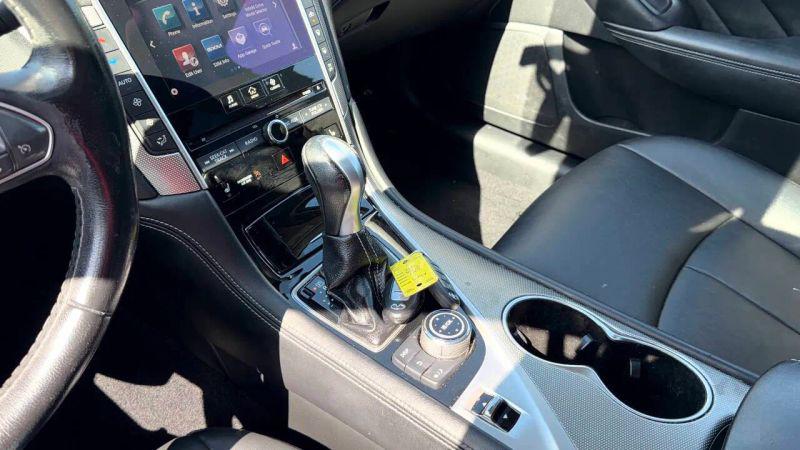 2015 INFINITI Q50 Premium