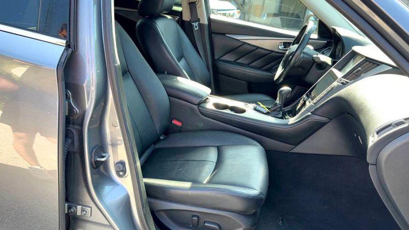 2015 INFINITI Q50 Premium