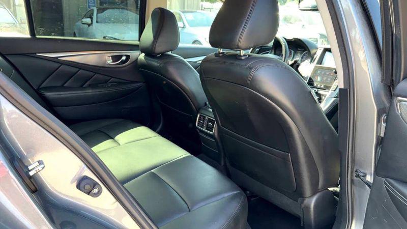 2015 INFINITI Q50 Premium