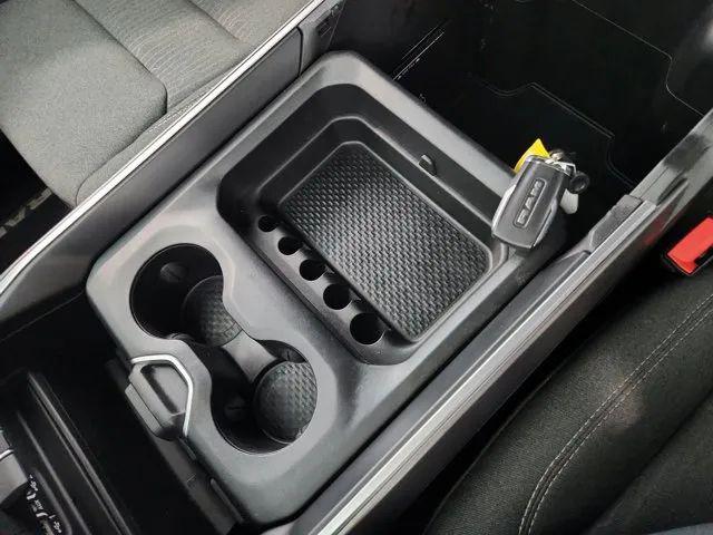 2022 Ram 1500 Big Horn Quad Cab 4x4 6'4" Box