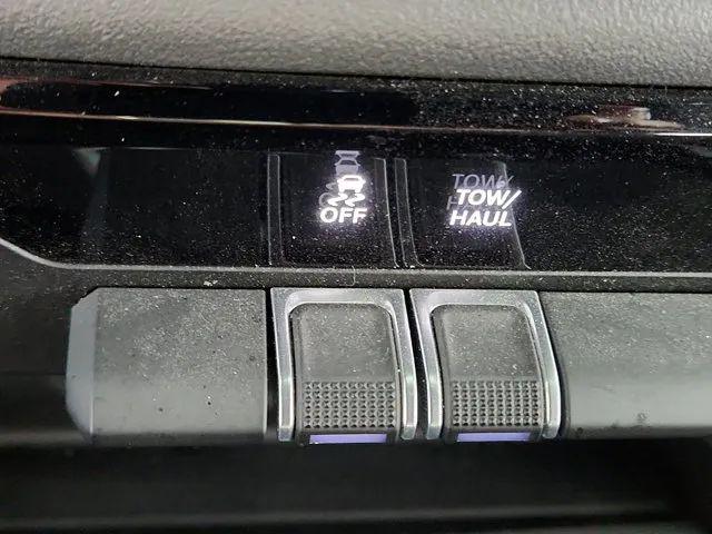 2022 Ram 1500 Big Horn Quad Cab 4x4 6'4" Box